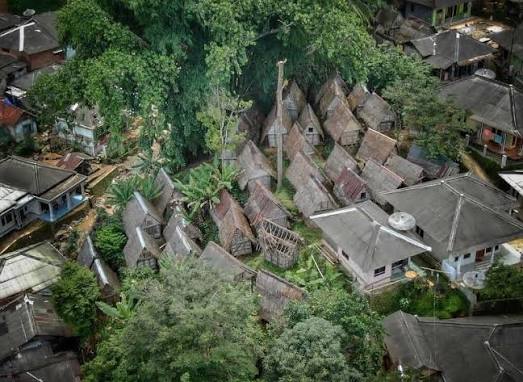 Menjaga "GURU" di Bumi Pasundan: Memelihara Tradisi dan Kearifan Lokal Kampung Adat Urug Bogor